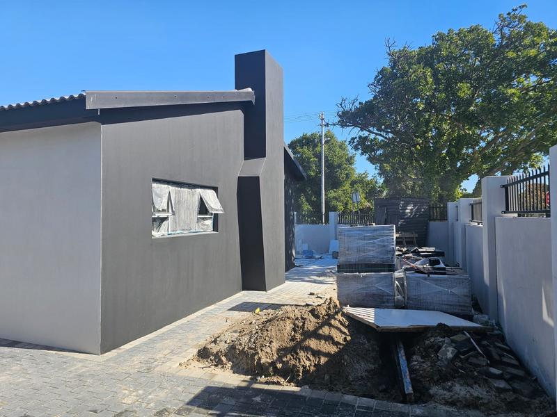 To Let 3 Bedroom Property for Rent in Clamhall Western Cape
